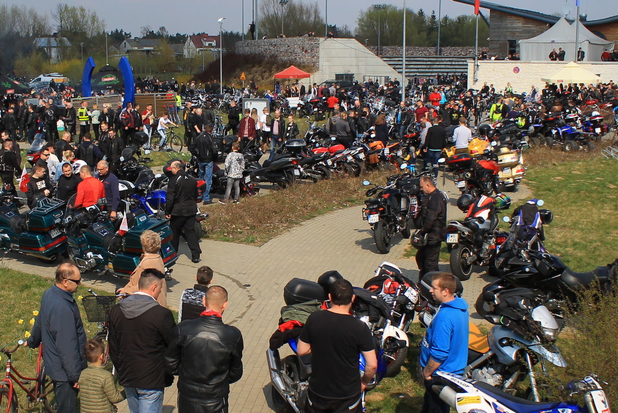  Motocykliści rozpoczęli sezon, w Dęblinie i Stężycy (zdjęcie 9) - Autor: Radosław Szczęch