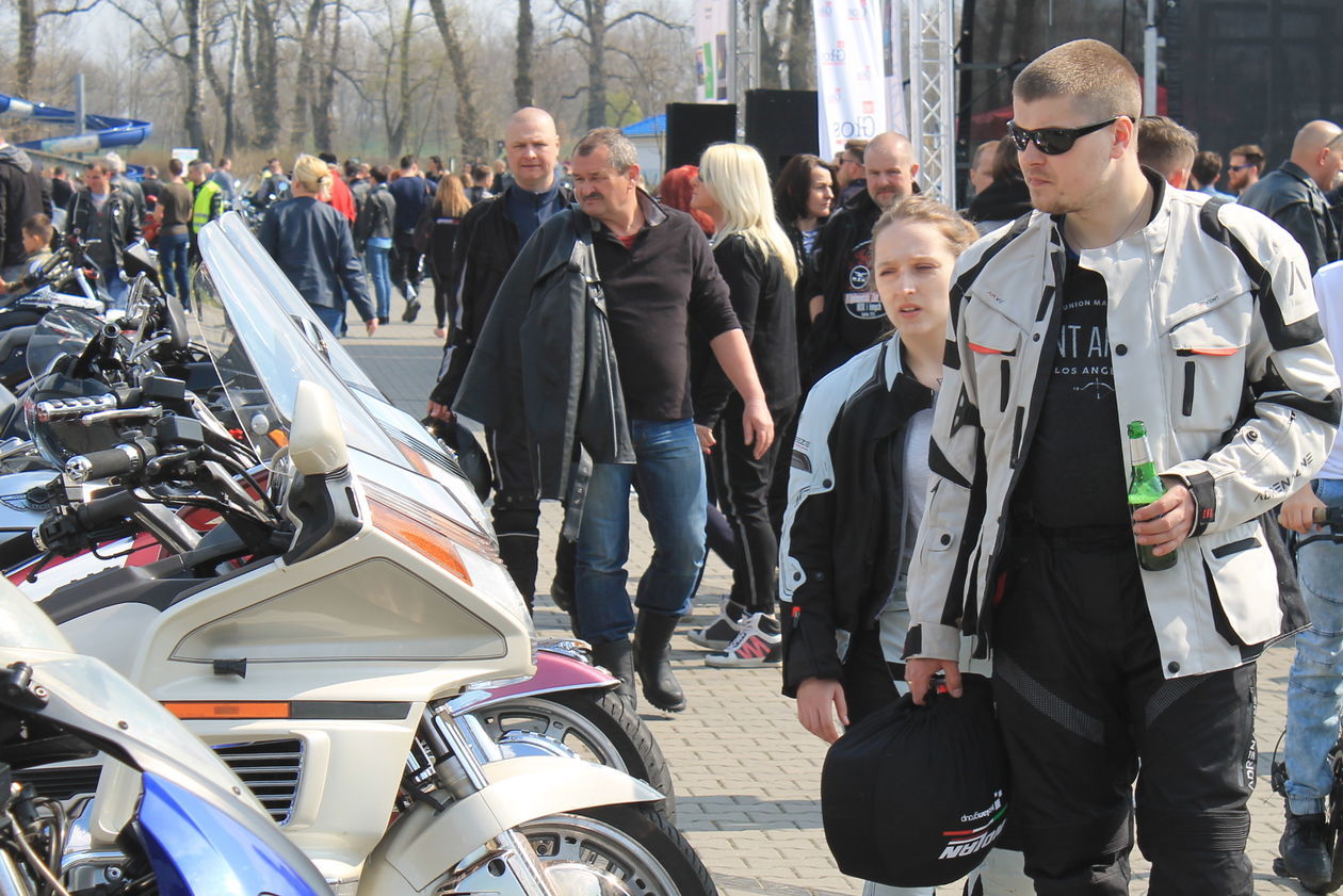  Motocykliści rozpoczęli sezon, w Dęblinie i Stężycy (zdjęcie 20) - Autor: Radosław Szczęch