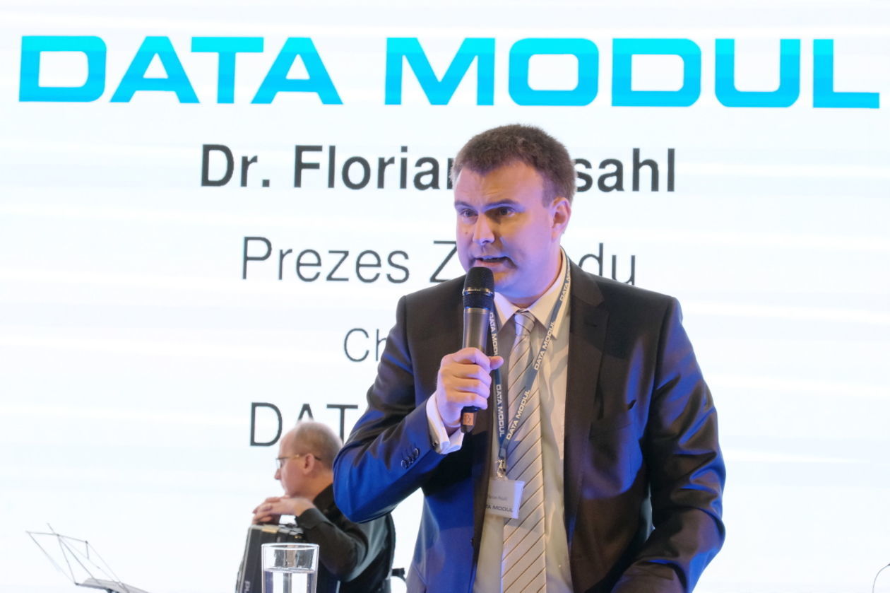  Otwarcie polskiego oddziału firmy Data Modul (zdjęcie 1) - Autor: Maciej Kaczanowski
