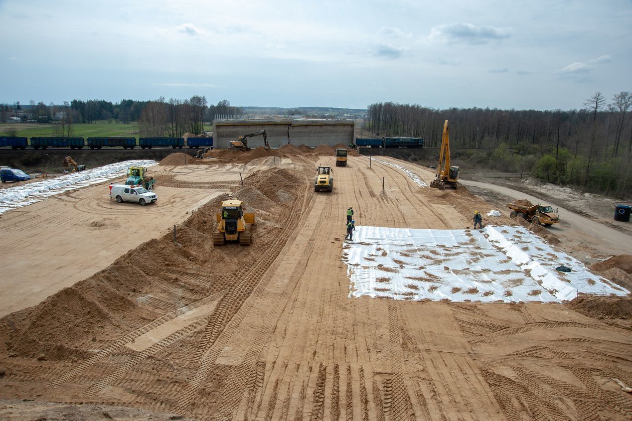  Budowa S17 13.04.2019 (zdjęcie 1) - Autor: GDDKiA/Krzysztof Nalewajko