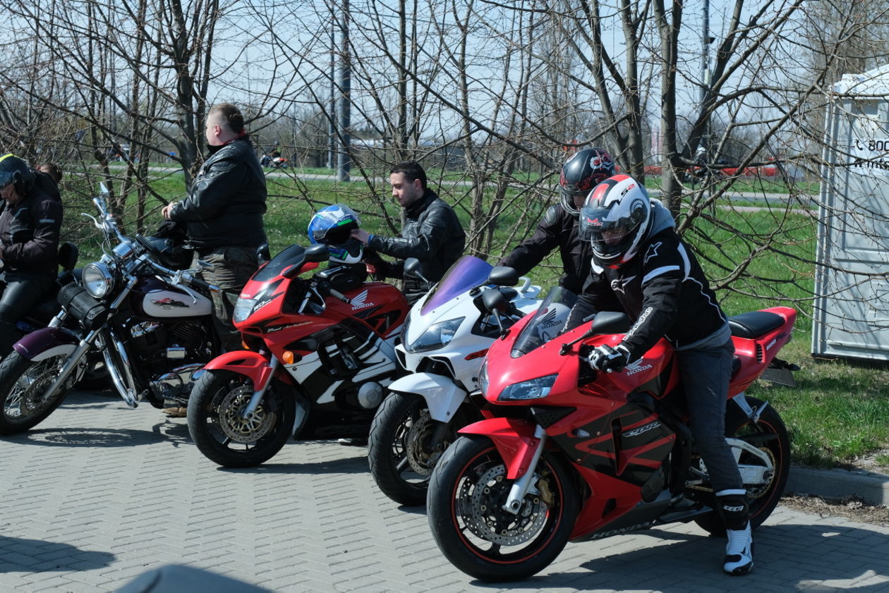  Rozpoczęcie sezonu motocyklowego w Lublinie (zdjęcie 1) - Autor: Maciej Kaczanowski