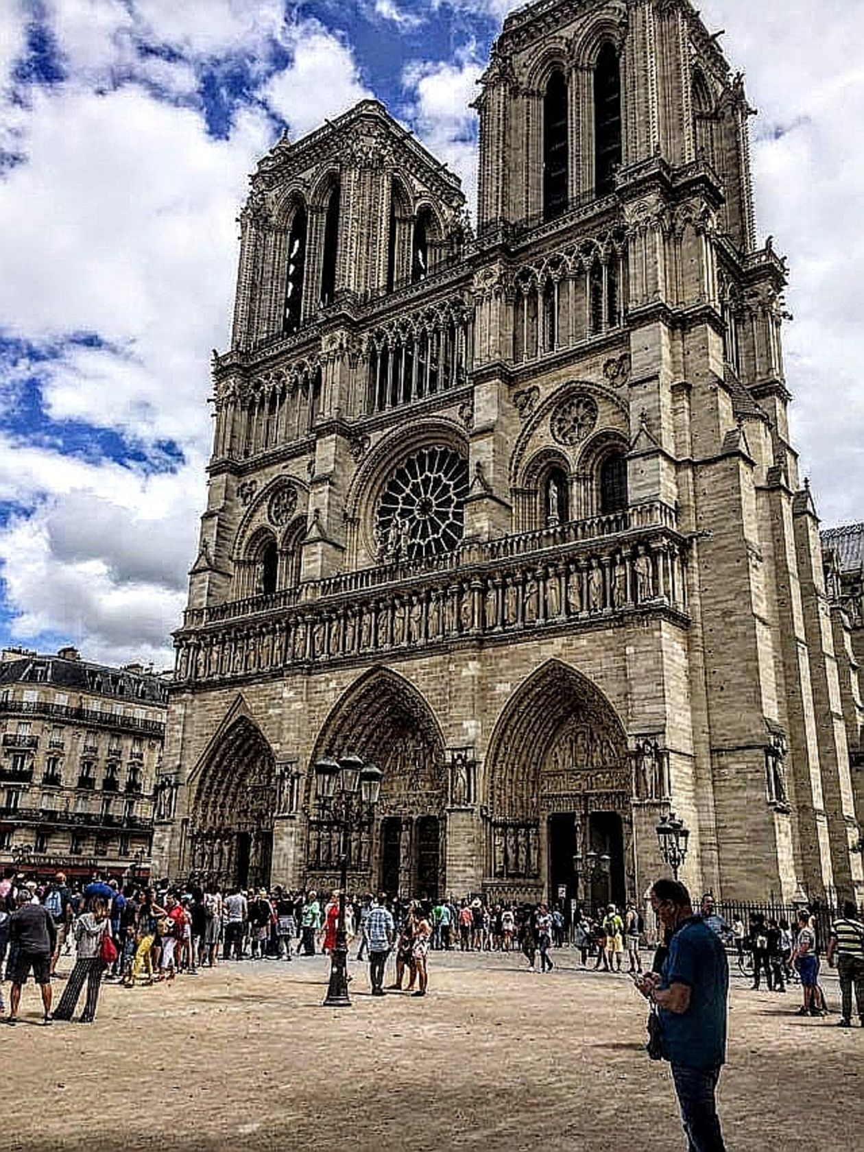  Katedra Notre Dame przed pożarem (zdjęcie 1) - Autor: Katarzyna Siedlecka