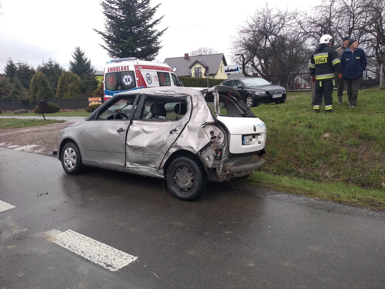  Wypadek w Wilkołazie 16.04.2019 (zdjęcie 1) - Autor: OSP KSRG Wilkołaz