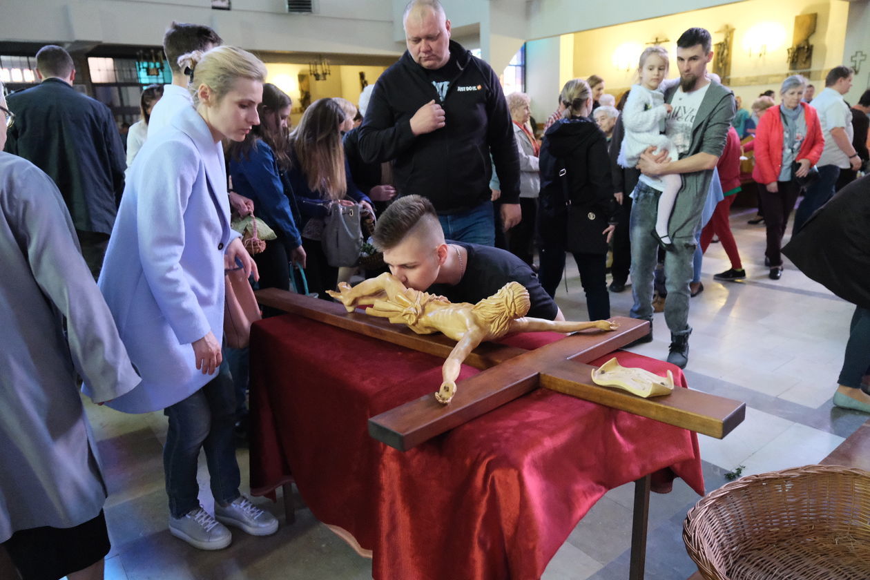 Święcenie pokarmów w kościele pw. św. Maksymiliana Kolbego