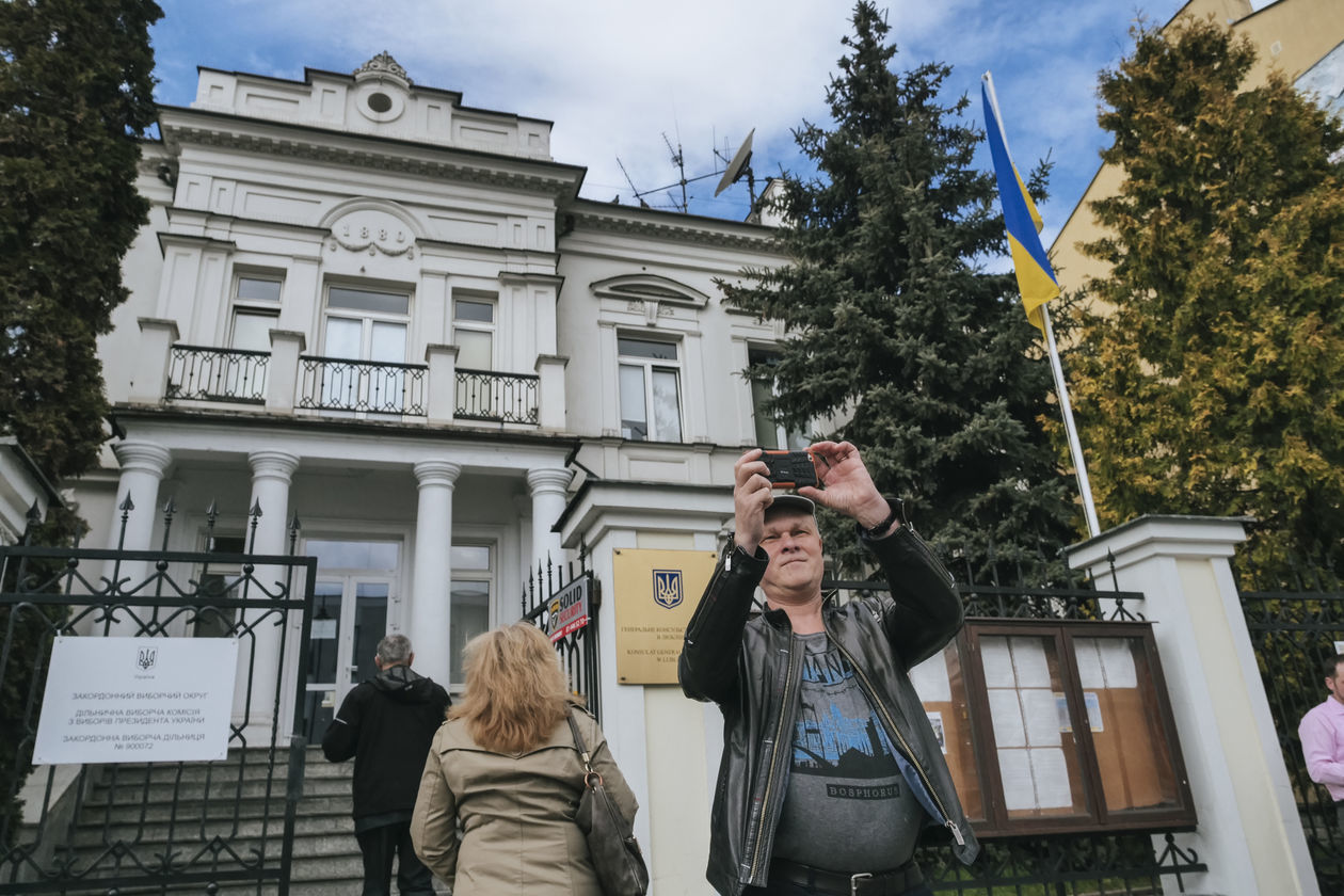  Wybory prezydenckie na Ukrainie (zdjęcie 1) - Autor: Krzysztof Mazur