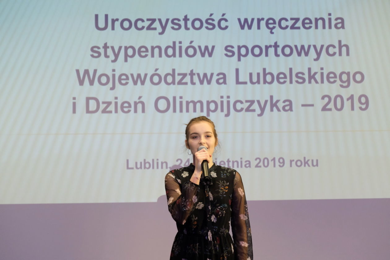  Dzień Olimpijczyka: wręczenie stypendiów sportowych Województwa Lubelskiego (zdjęcie 1) - Autor: Maciej Kaczanowski