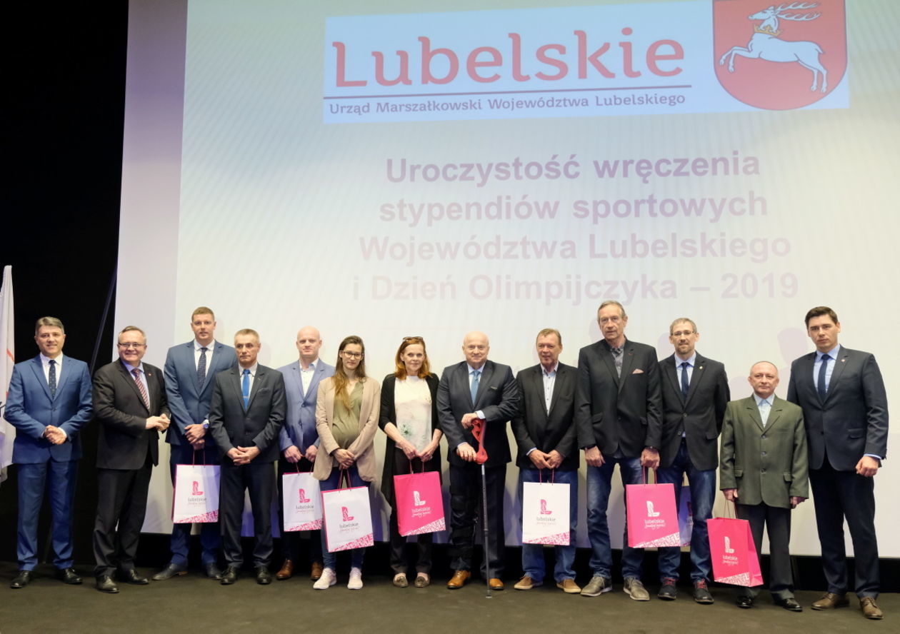  Dzień Olimpijczyka: wręczenie stypendiów sportowych Województwa Lubelskiego (zdjęcie 1) - Autor: Maciej Kaczanowski