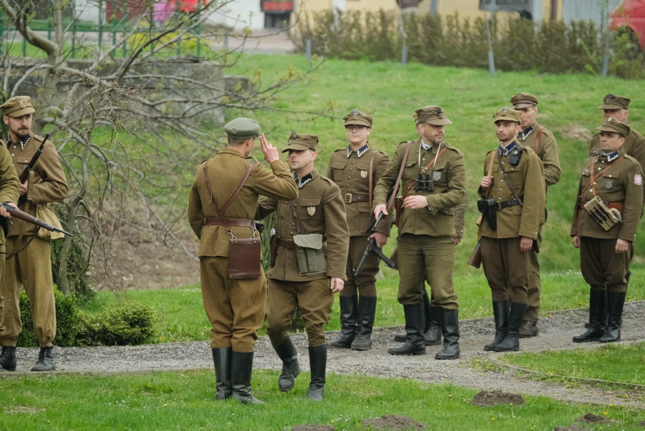  Rekonstrukcja: bitwa partyzantów w Bełżycach (zdjęcie 1) - Autor: Maciej Kaczanowski