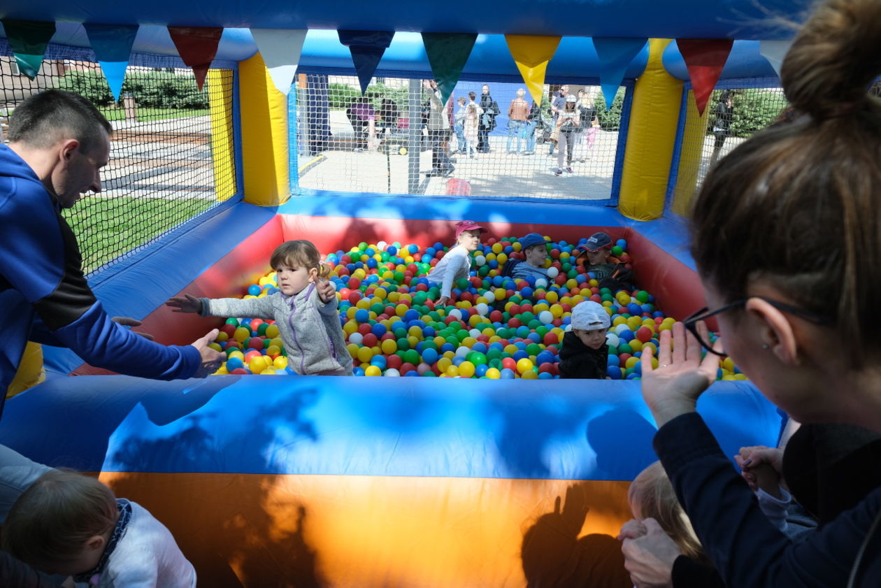  Festiwal Dzieci: Piknik Europejski na pl. Litewskim (zdjęcie 19) - Autor: Maciej Kaczanowski