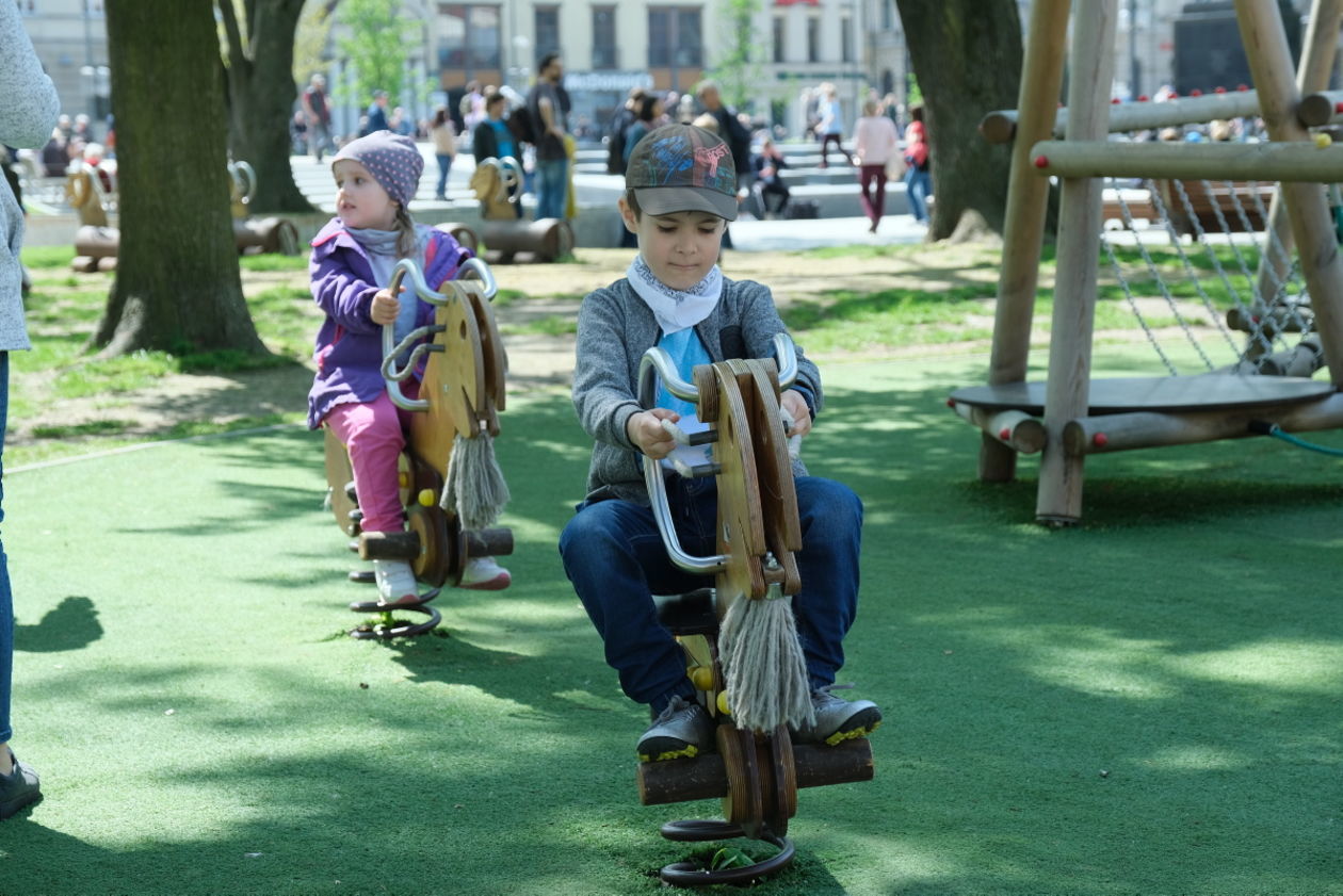  Festiwal Dzieci: Piknik Europejski na pl. Litewskim (zdjęcie 10) - Autor: Maciej Kaczanowski