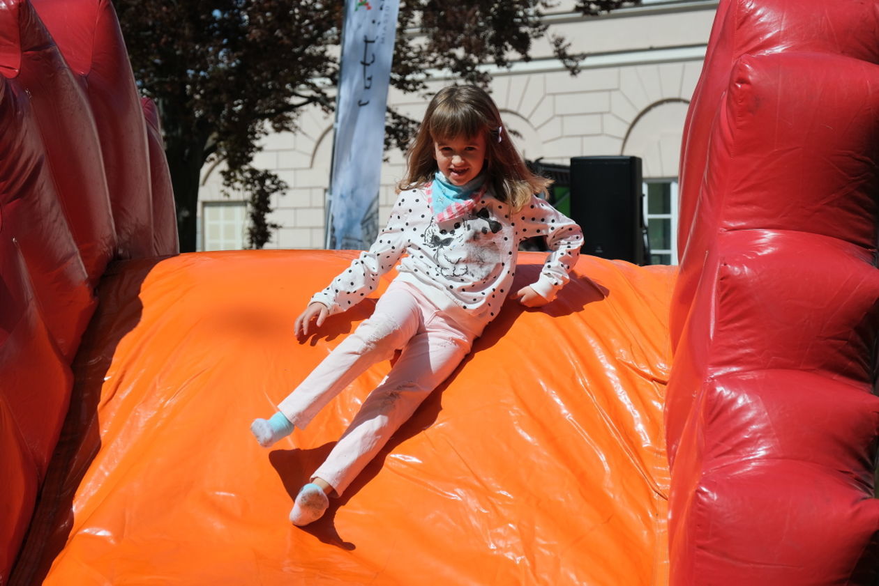  Festiwal Dzieci: Piknik Europejski na pl. Litewskim (zdjęcie 6) - Autor: Maciej Kaczanowski