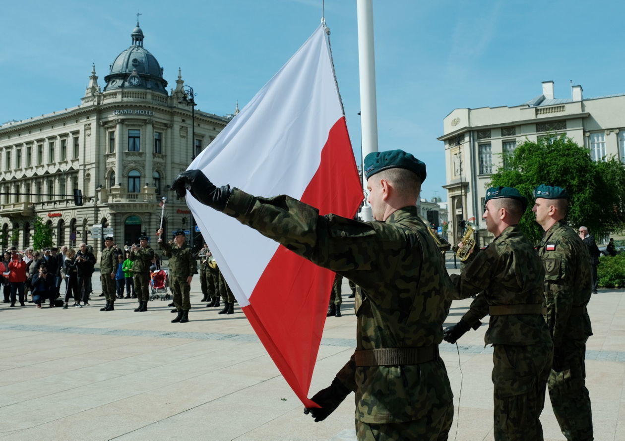  Dzień Flagi Narodowej w Lublinie (zdjęcie 1) - Autor: Maciej Kaczanowski