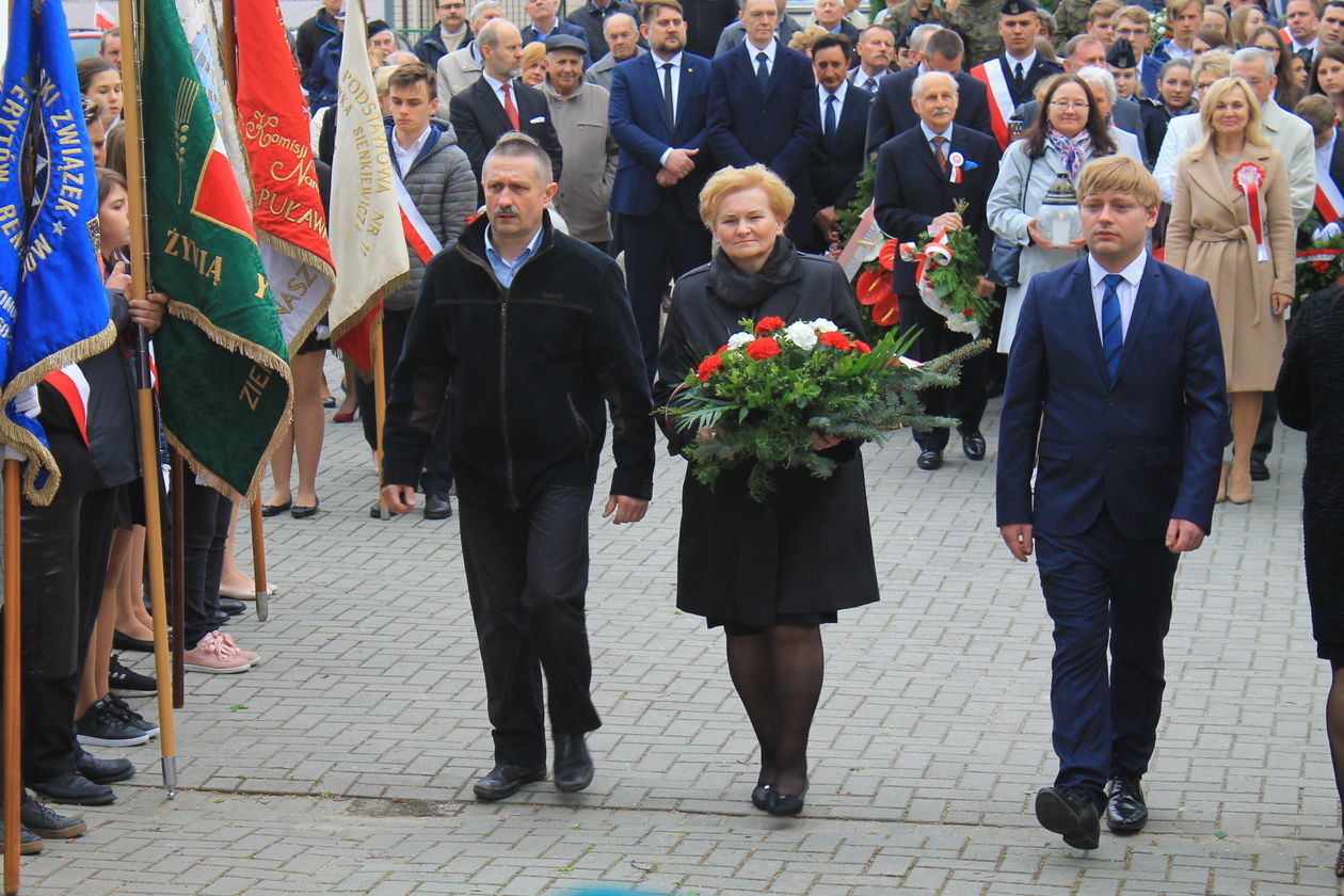  Puławy w rocznicę uchwalenia trzeciomajowej konstytucji  (zdjęcie 1) - Autor: Radosław Szczęch