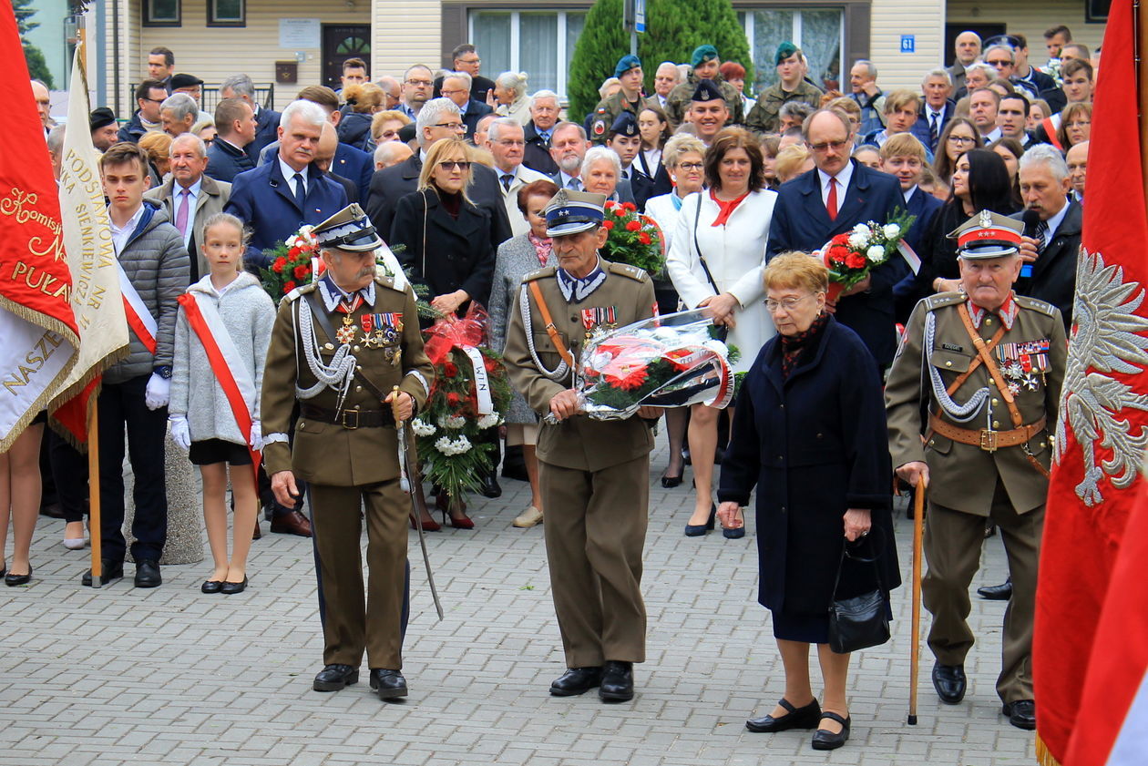  Puławy w rocznicę uchwalenia trzeciomajowej konstytucji  (zdjęcie 1) - Autor: Radosław Szczęch