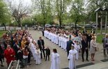 Pierwsza Komunia Święta w Parafii Wniębowzięcia NMP w Białej Podlaskiej (zdjęcie 2)