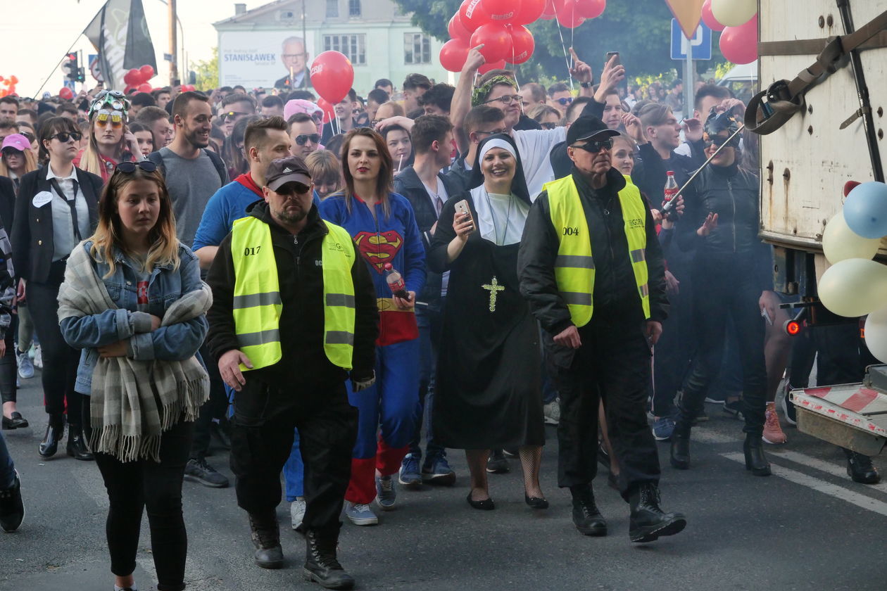  Juwenalia 2019: Ulicami Lublina przeszedł korowód studencki  (zdjęcie 1) - Autor: Paweł Buczkowski