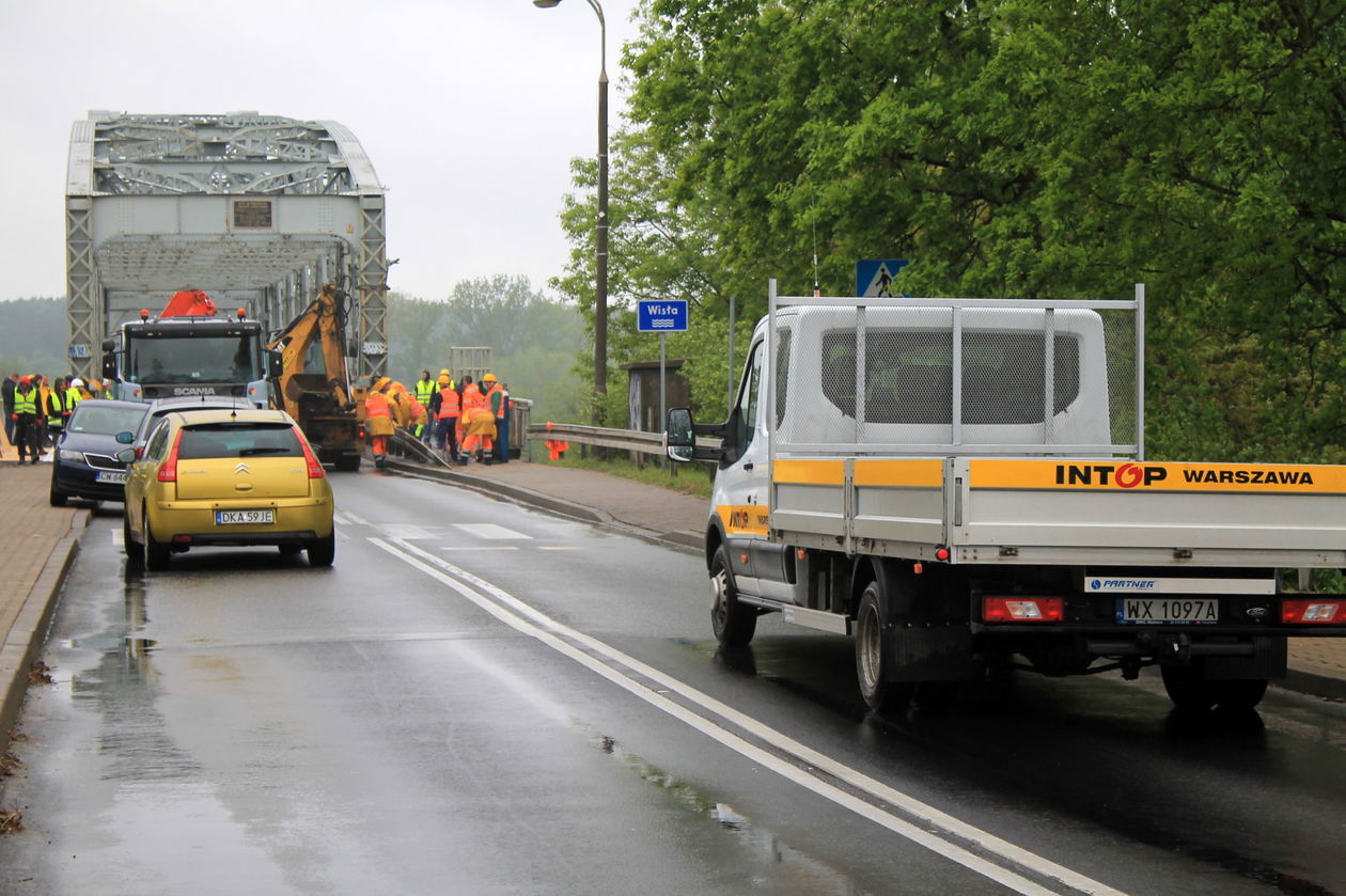  Rusza remont starego mostu (zdjęcie 17) - Autor: Radosław Szczęch