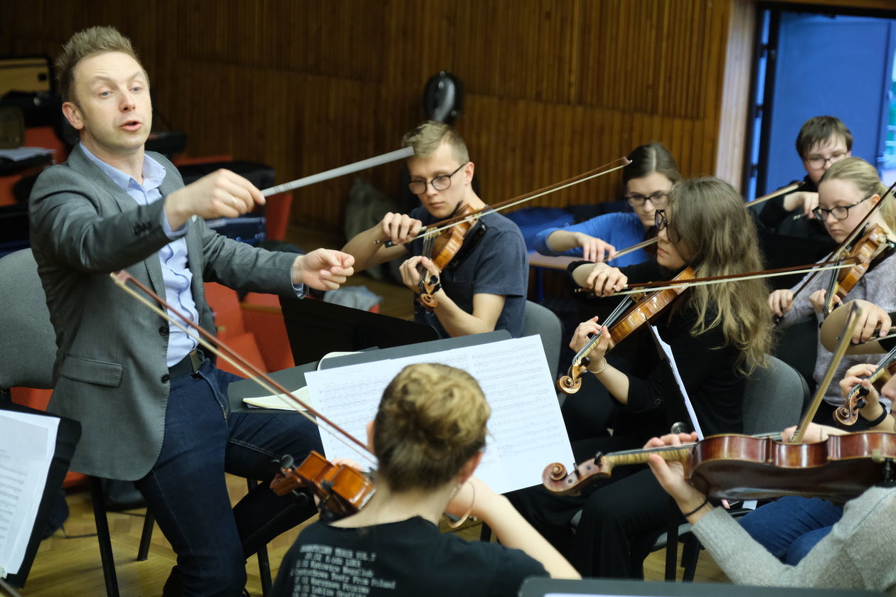  Młodzieżowa Orkiestra Symfoniczna Filharmonii Lubelskiej (zdjęcie 1) - Autor: Maciej Kaczanowski