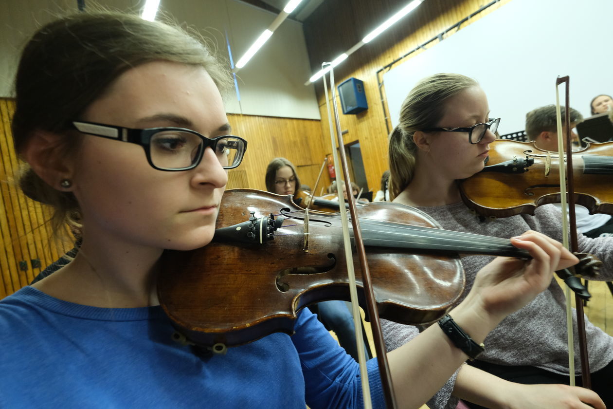  Młodzieżowa Orkiestra Symfoniczna Filharmonii Lubelskiej (zdjęcie 1) - Autor: Maciej Kaczanowski