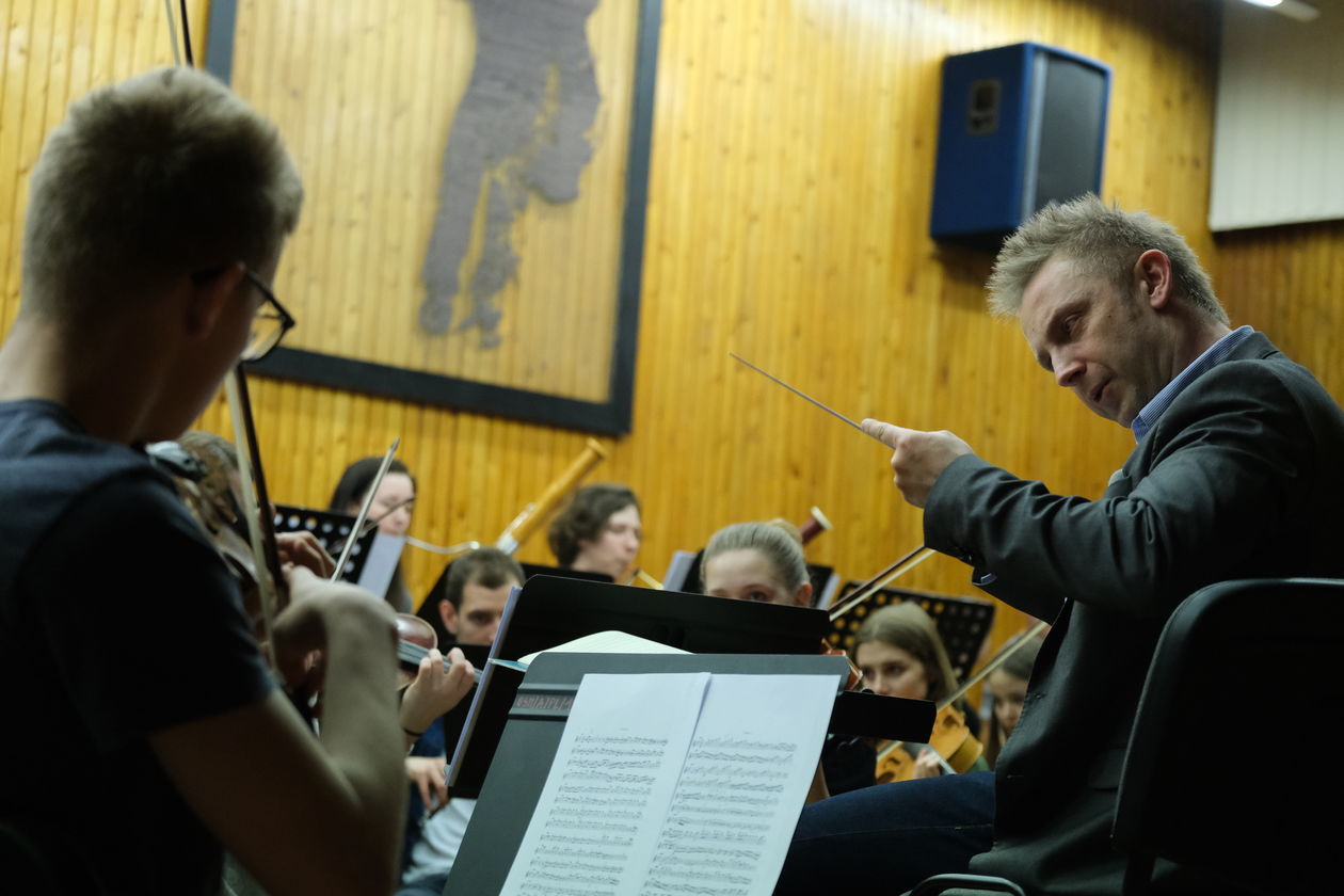  Młodzieżowa Orkiestra Symfoniczna Filharmonii Lubelskiej (zdjęcie 1) - Autor: Maciej Kaczanowski