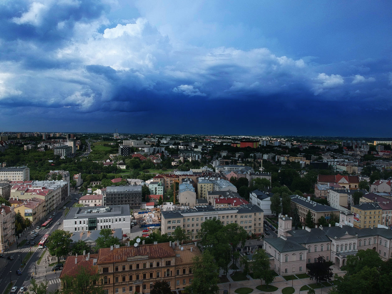  Burzowa chmura nad Lublinem (zdjęcie 3) - Autor: DW