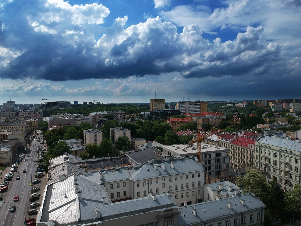  Burzowa chmura nad Lublinem (zdjęcie 5) - Autor: DW