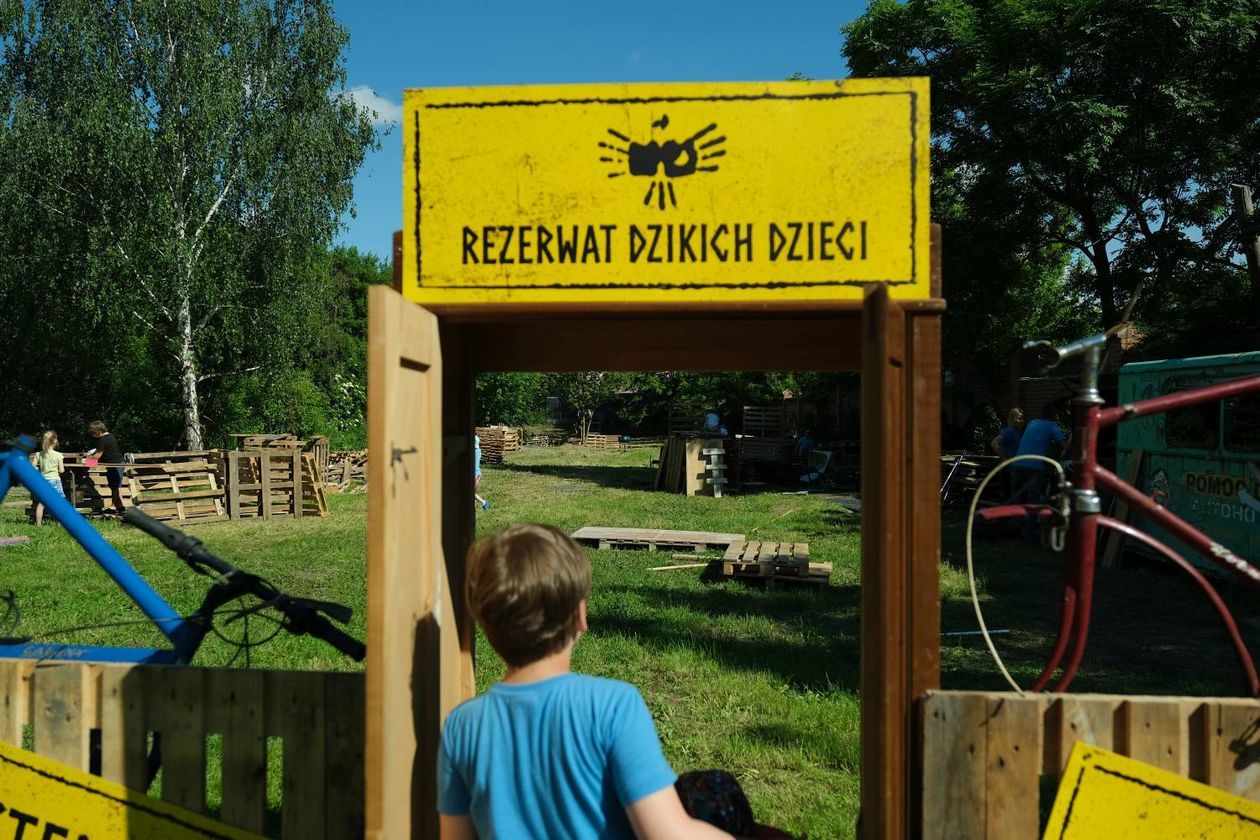  Rezerwat Dzikich Dzieci już otwarty (zdjęcie 1) - Autor: Maciej Kaczanowski