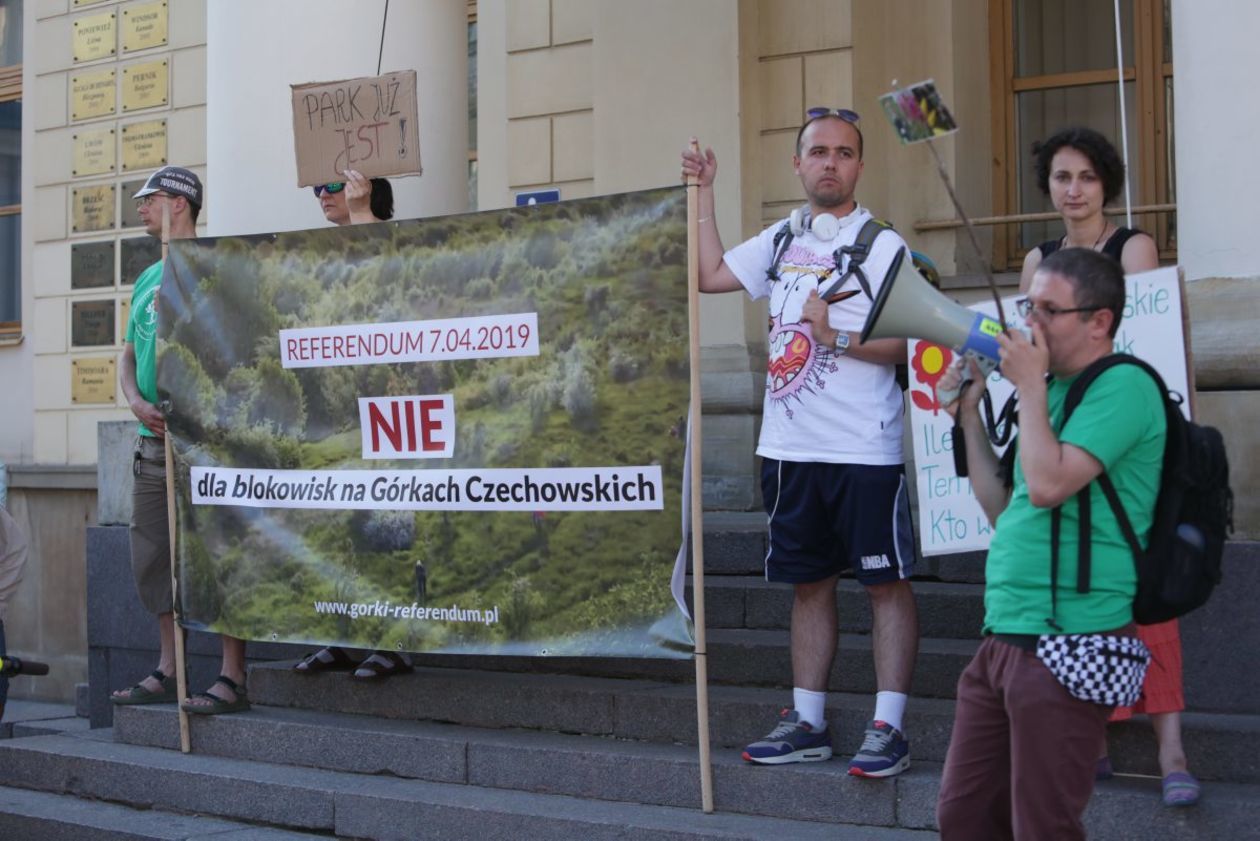  Manifestacja w sprawie górek czechowskich (zdjęcie 1) - Autor: Krzysztof Mazur
