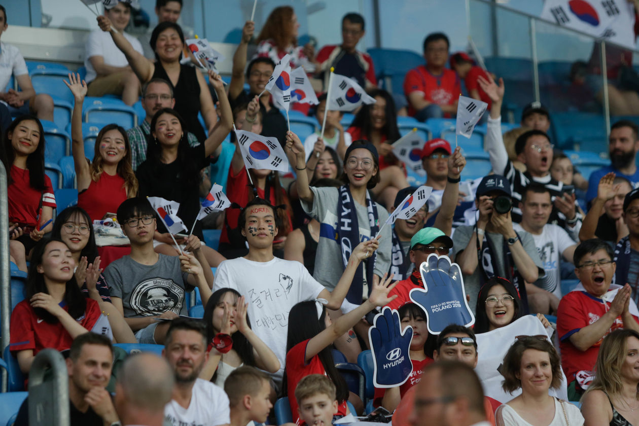  Kibice na meczu MŚ U-20: Korea Południowa - Ekwador (zdjęcie 1) - Autor: Wojciech Szubartowski