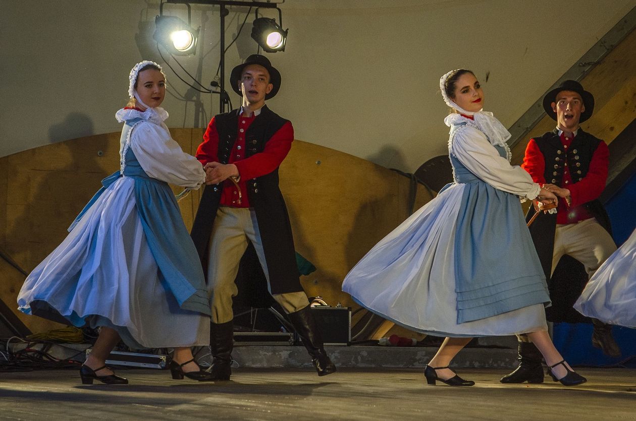  Lublin Lublinowi 2019. Występ ZPiT Lublin w muszli koncertowej (zdjęcie 1) - Autor: Franciszek Goszczyński
