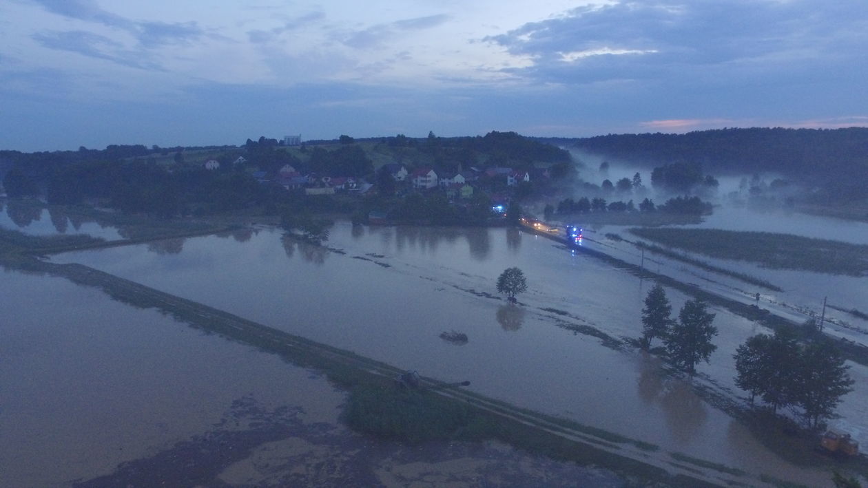  Wierzchowiska Pierwsze i Drugie po ogromnej ulewie (zdjęcie 1) - Autor: Hubert Ryfiński