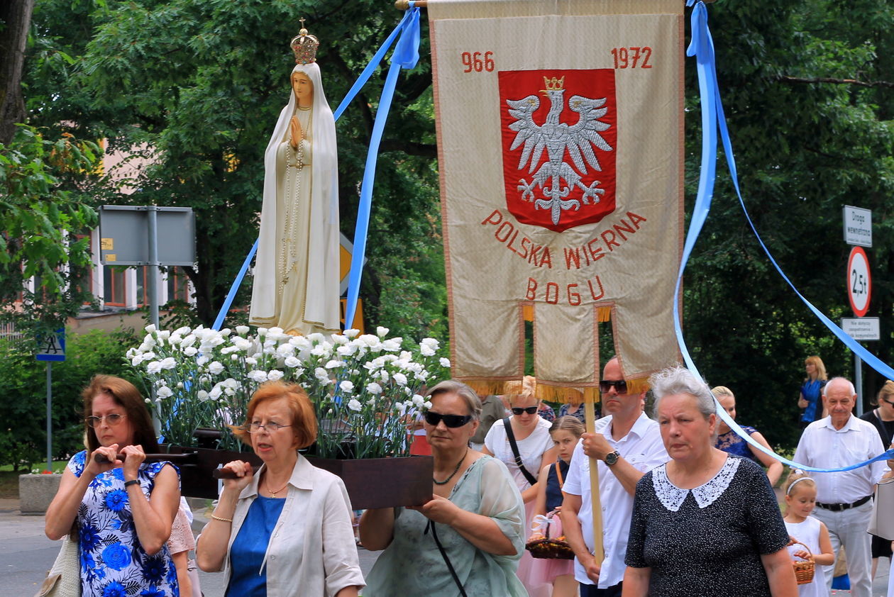  Procesje Bożego Ciała w Puławach (zdjęcie 1) - Autor: Radosław Szczęch