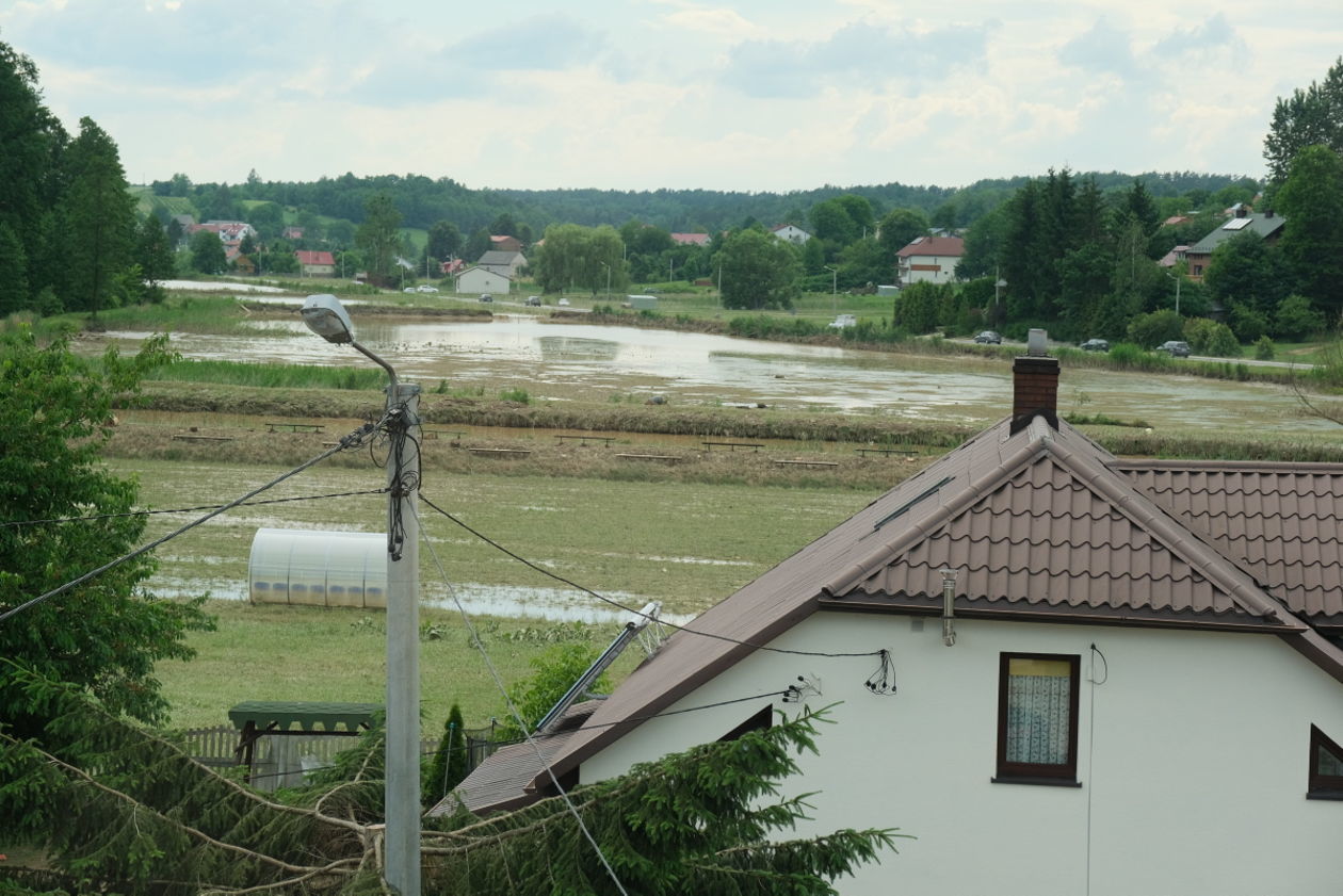  Wierzchowiska w gminie Modliborzyce: wielkie sprzątanie po ulewie (zdjęcie 1) - Autor: Maciej Kaczanowski