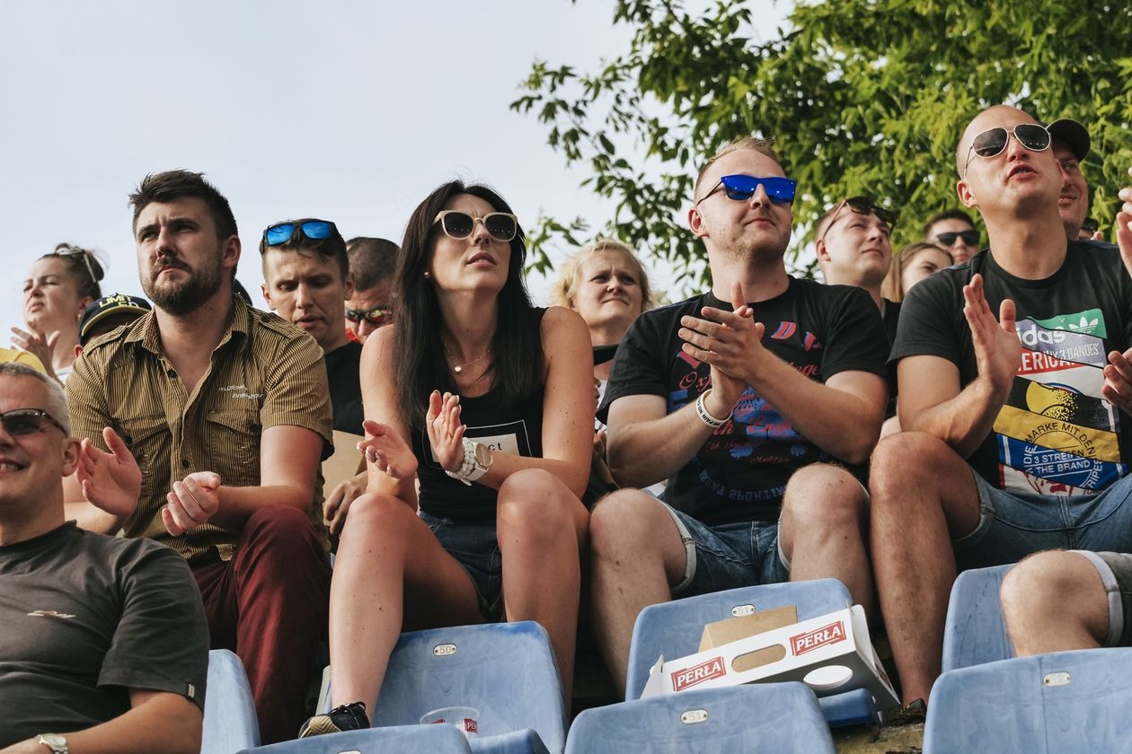  Żużlowe Mistrzostwa Świata Juniorów - kibice (zdjęcie 1) - Autor: Krzysztof Mazur