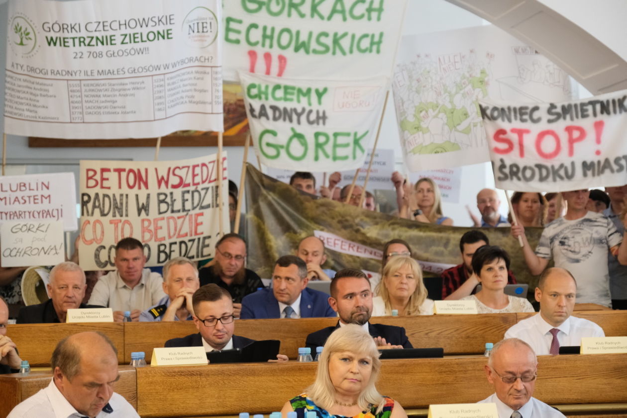  Sesja Rady Miasta Lublin w sprawie górek czechowskich (zdjęcie 1) - Autor: Maciej Kaczanowski