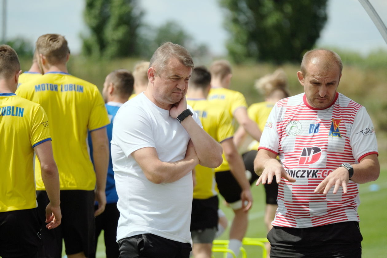  Przygotowania do nowego sezonu rozpoczął Motor Lublin: pierwszy trening piłkarzy (zdjęcie 1) - Autor: Maciej Kaczanowski