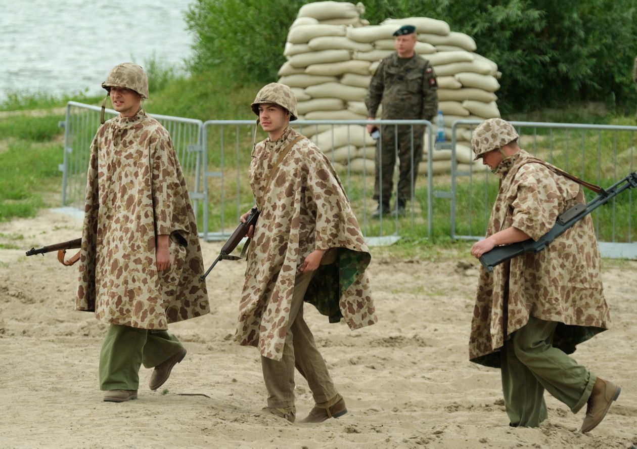  Piknik militarny: Good morning, Dęblin (zdjęcie 1) - Autor: Maciej Kaczanowski