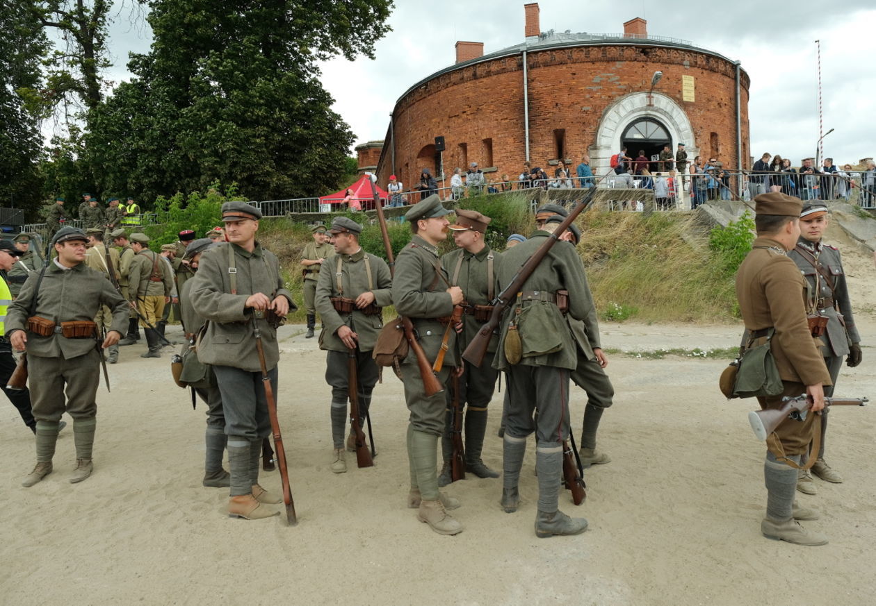  Piknik militarny: Good morning, Dęblin (zdjęcie 1) - Autor: Maciej Kaczanowski