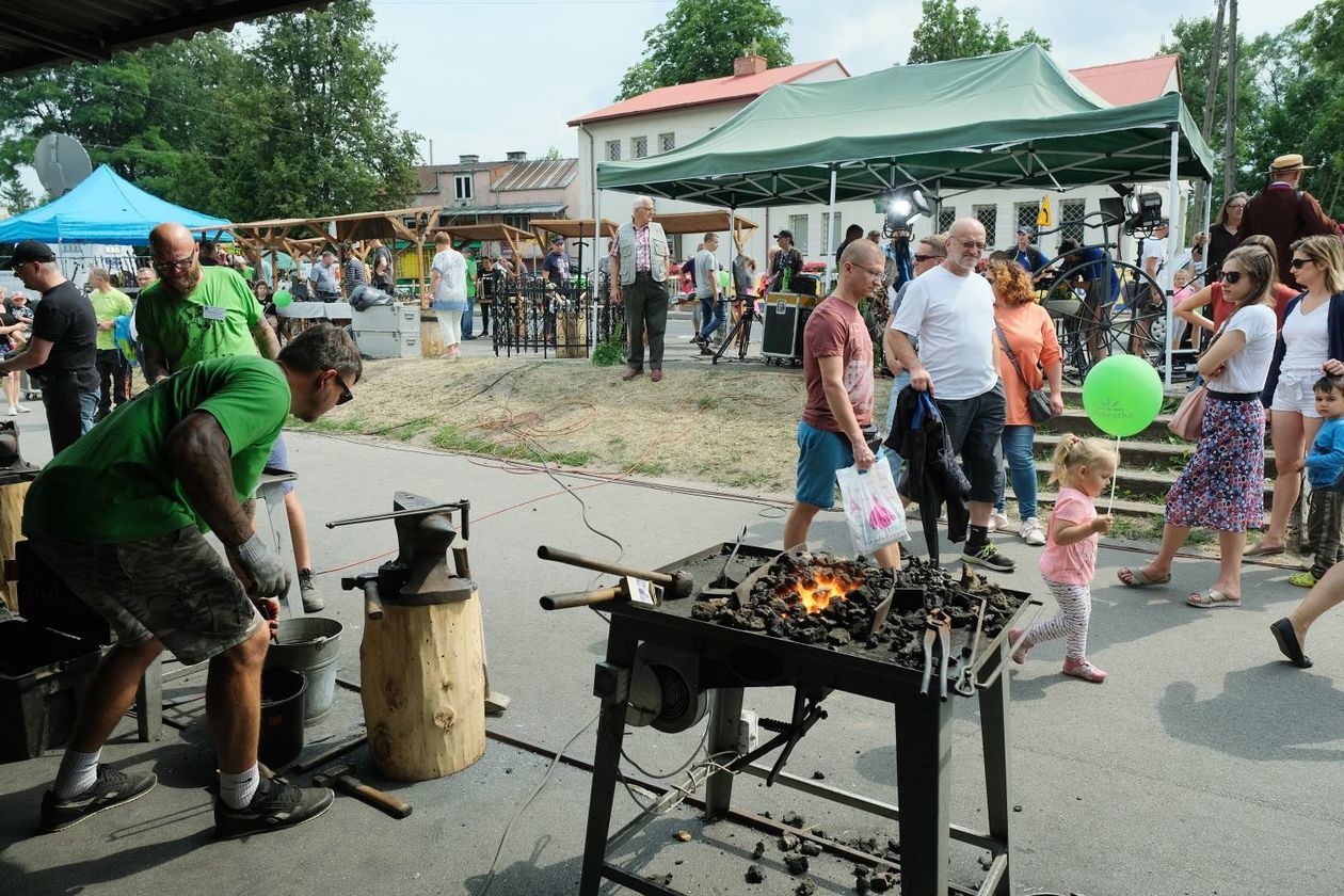  Ogólnopolskie Targi Sztuki Kowalskiej w Wojciechowie (zdjęcie 1) - Autor: Maciej Kaczanowski