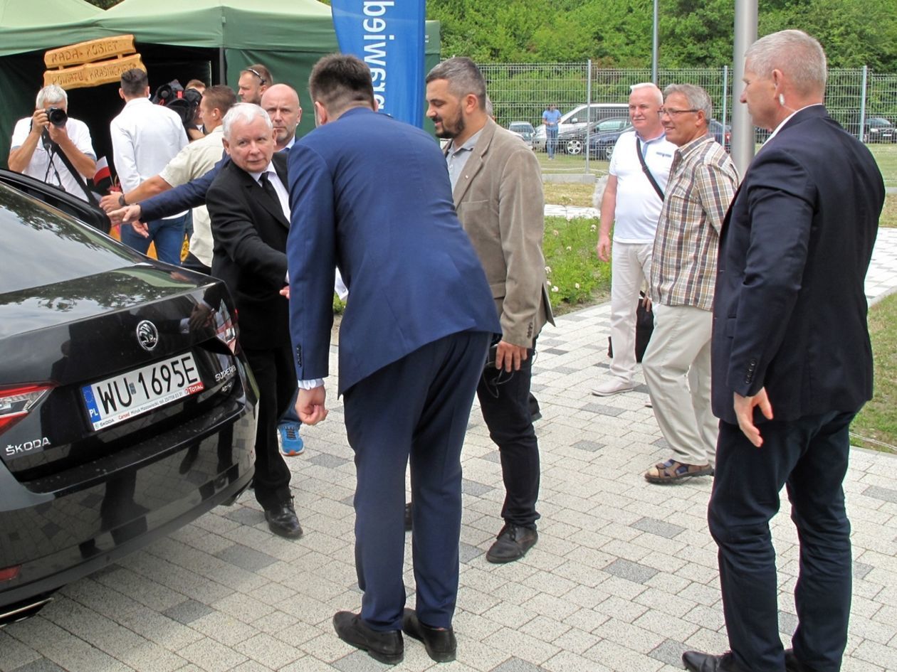  Jarosław Kaczyński na pikniku rodzinnym PiS w Chełmie (zdjęcie 1) - Autor: Wojciech Zakrzewski