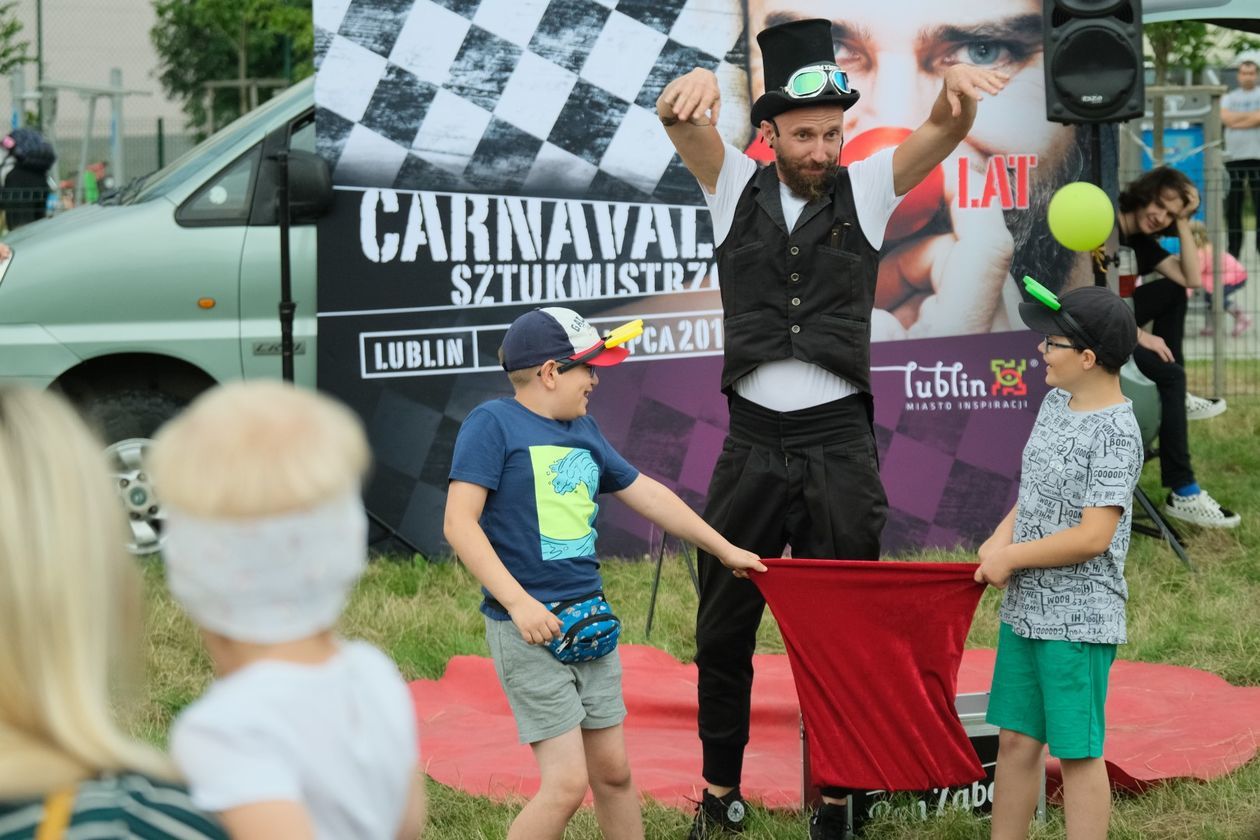  Carnaval Sztukmistrzów 2019. Cyrk podwórkowy w Lublinie (zdjęcie 1) - Autor: Maciej Kaczanowski