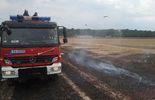 Pożar zboża w miejscowości Marynin koło Radzynia Podlaskiego  (zdjęcie 2)