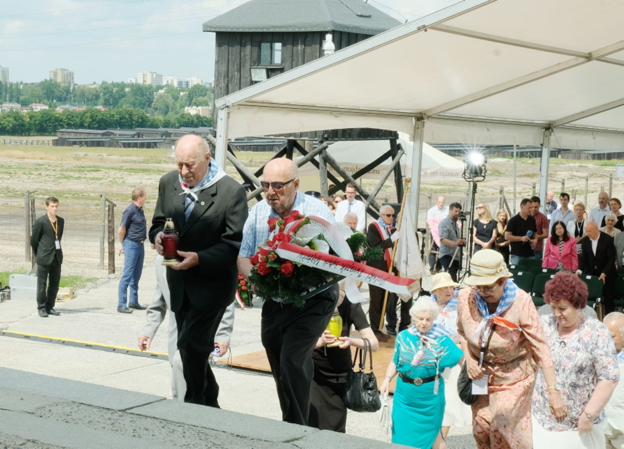  75 rocznica likwidacji niemieckiego obozu koncentracyjnego na Majdanku (zdjęcie 1) - Autor: Maciej Kaczanowski