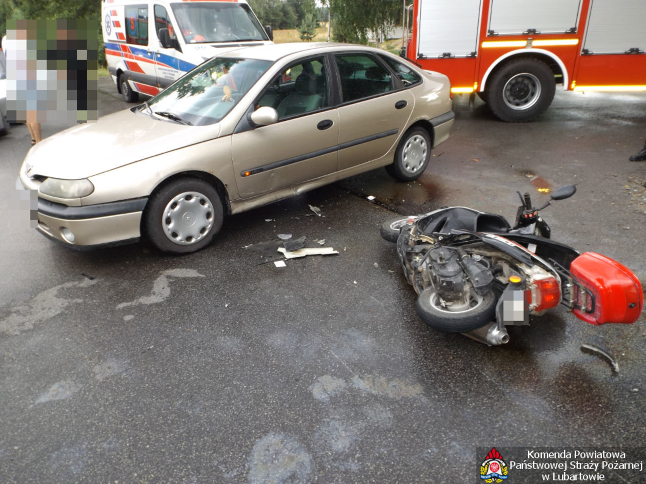  Wypadek w Skrobowie (zdjęcie 1) - Autor: KP PSP Lubartów