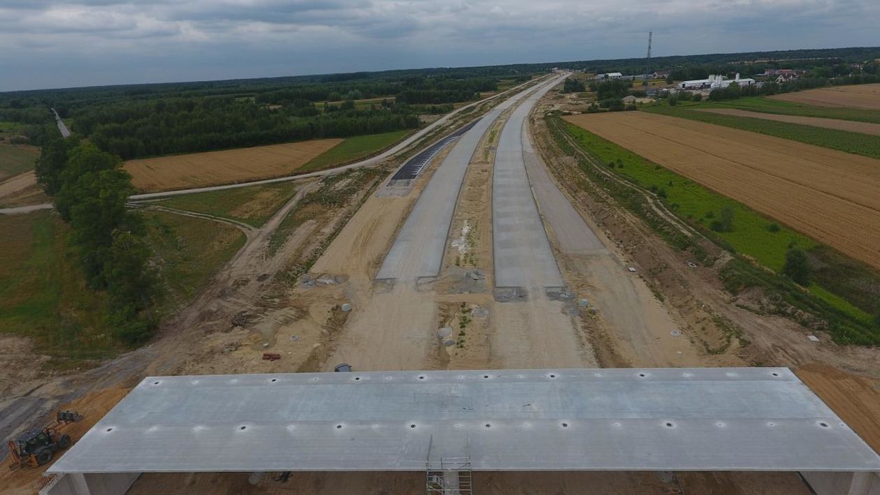  24.07.2019 - Widok na węzeł Kołbiel (zdjęcie 1) - Autor: GDDKiA