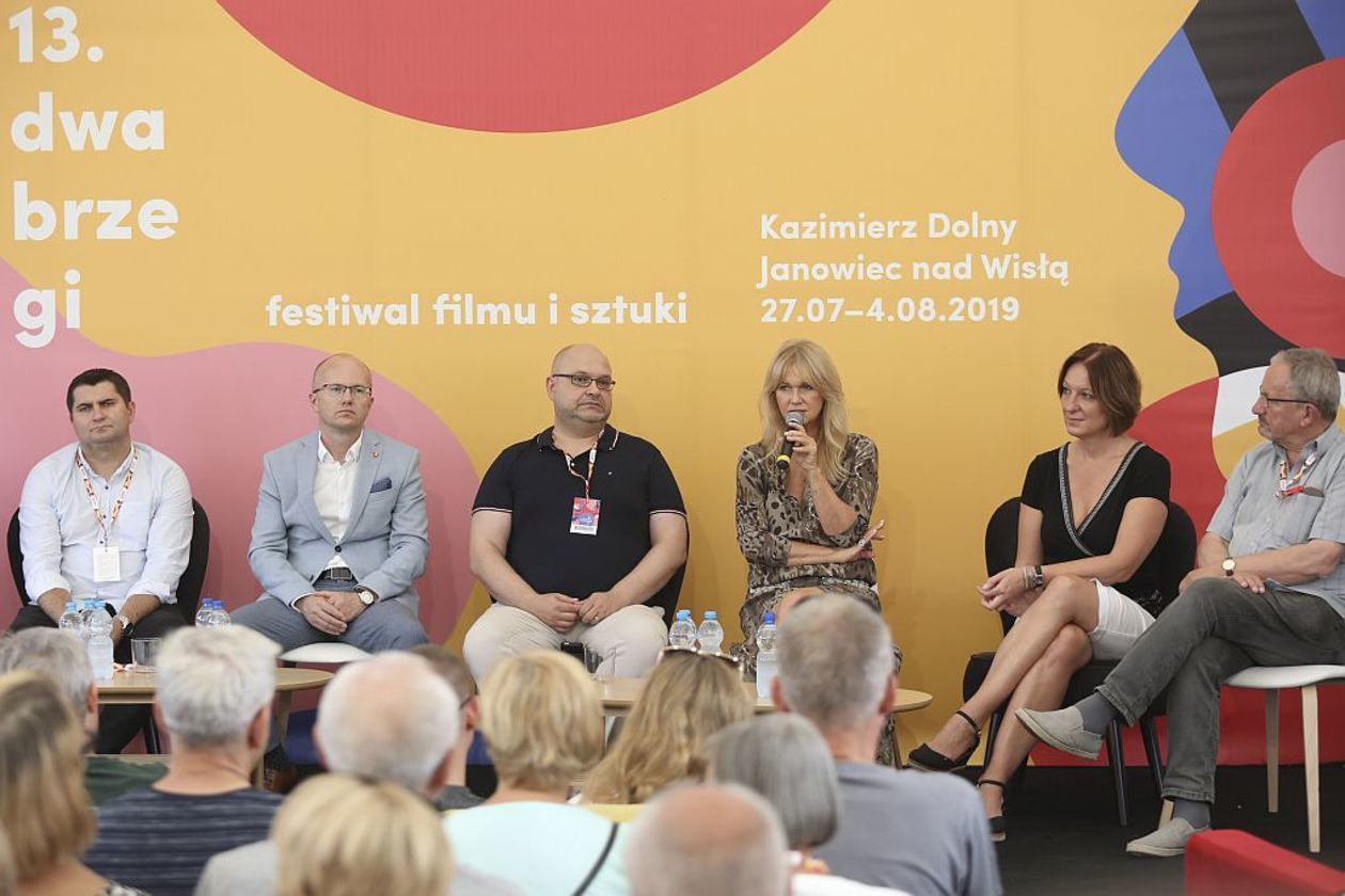  Festiwal Filmu i Sztuki Dwa Brzegi. Pierwszy dzień. (zdjęcie 1) - Autor: Jacek Szydłowski