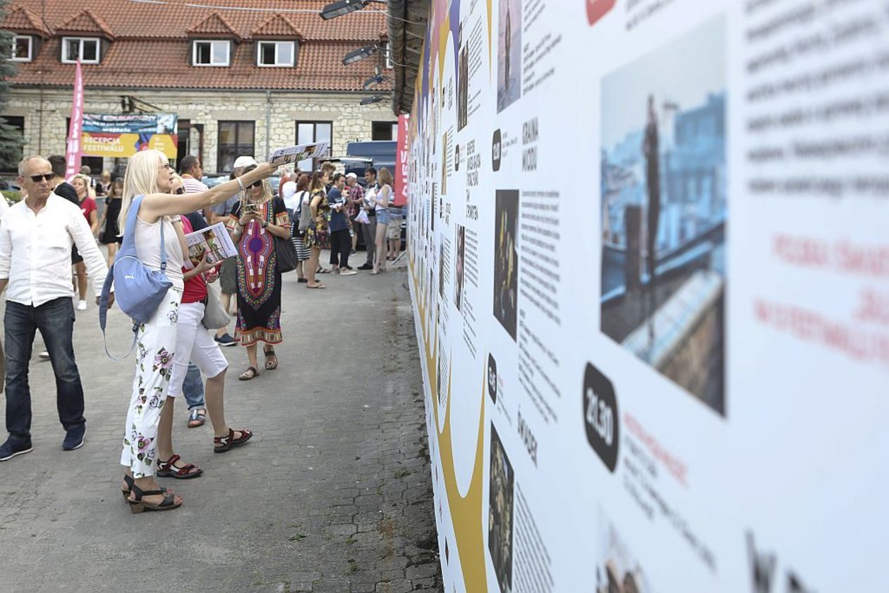  Festiwal Filmu i Sztuki Dwa Brzegi. Pierwszy dzień. (zdjęcie 1) - Autor: Jacek Szydłowski