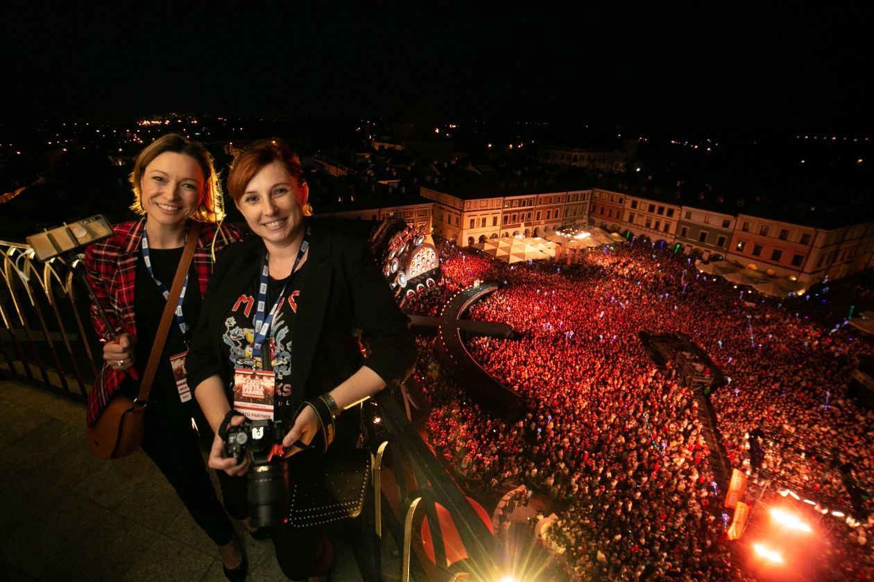  Wakacyjna Trasa Dwójki: Koncert na Rynku Wielkim w Zamościu (zdjęcie 1) - Autor: Kazimierz Chmiel