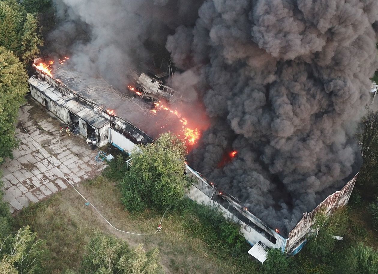 Pożar na Felinie przy ul. Doświadczalnej w Lublinie - zdjęcia z drona