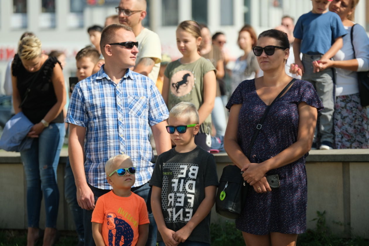  Uroczystości Święta Wojska Polskiego na placu Zamkowym w Lublinie (zdjęcie 1) - Autor: Maciej Kaczanowski